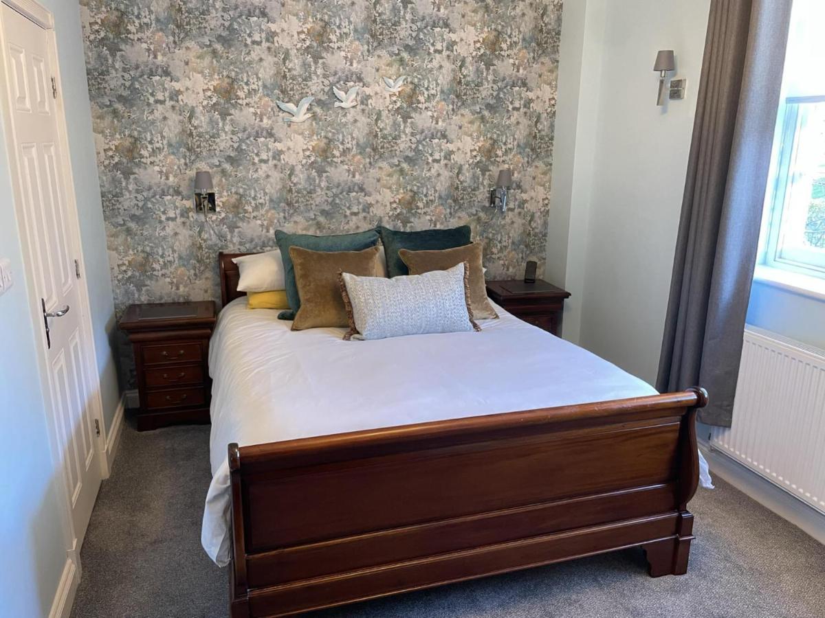 Stunning 2-Bed-2Bath Apt In Whitby With Parking Apartment ภายนอก รูปภาพ